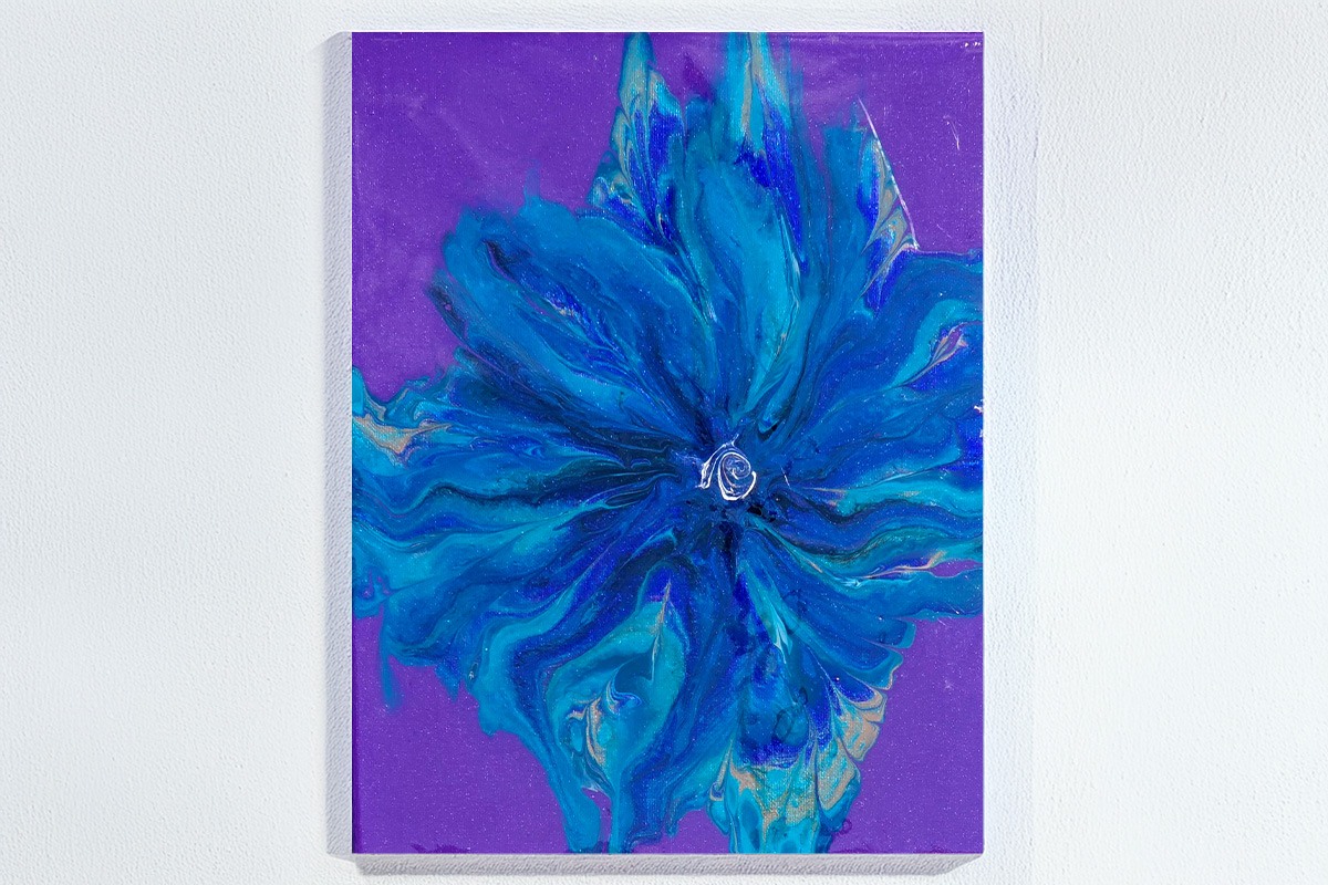 Acrylpouring-Kunstwerk Energieblüte
