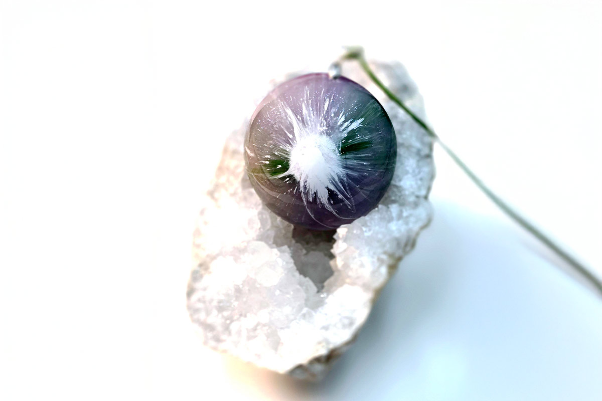 Magentaaura